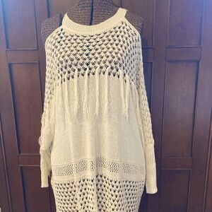 Andthewhy women’s sweater size M/L